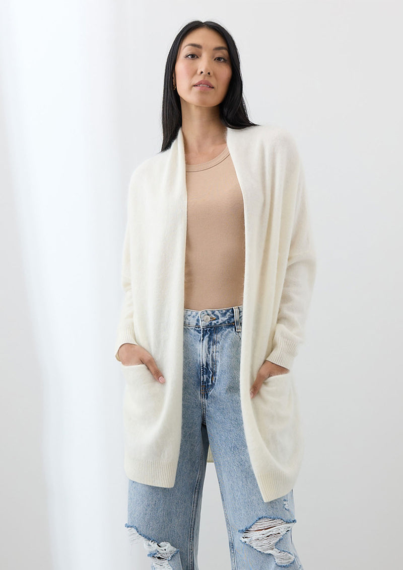 Mia Fratino Prim Cardi