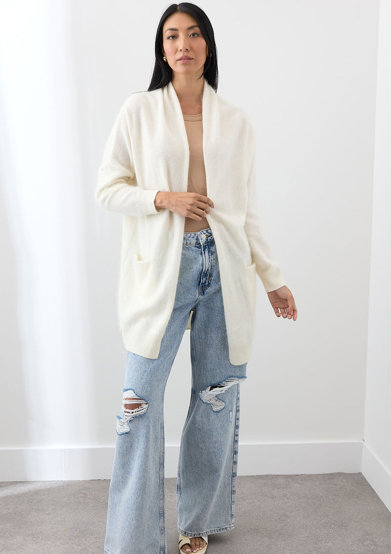 Mia Fratino Prim Cardi