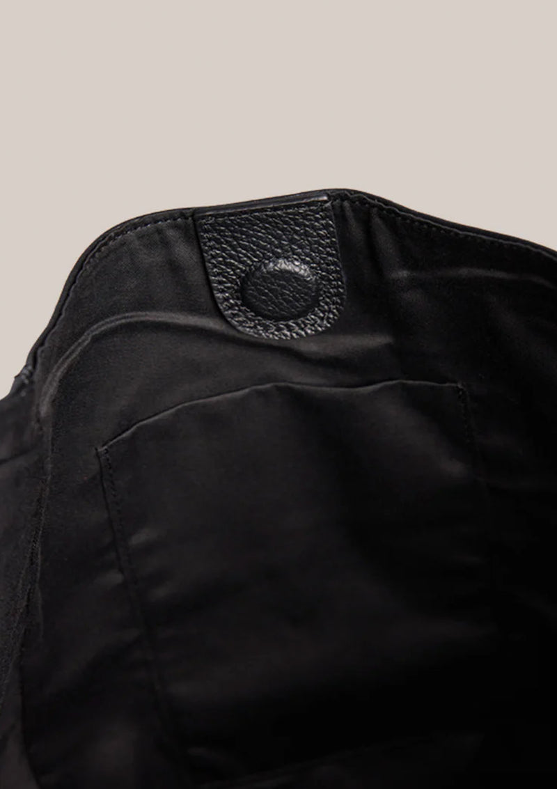 Vestirsi Scarlett Leather Hobo 2.0