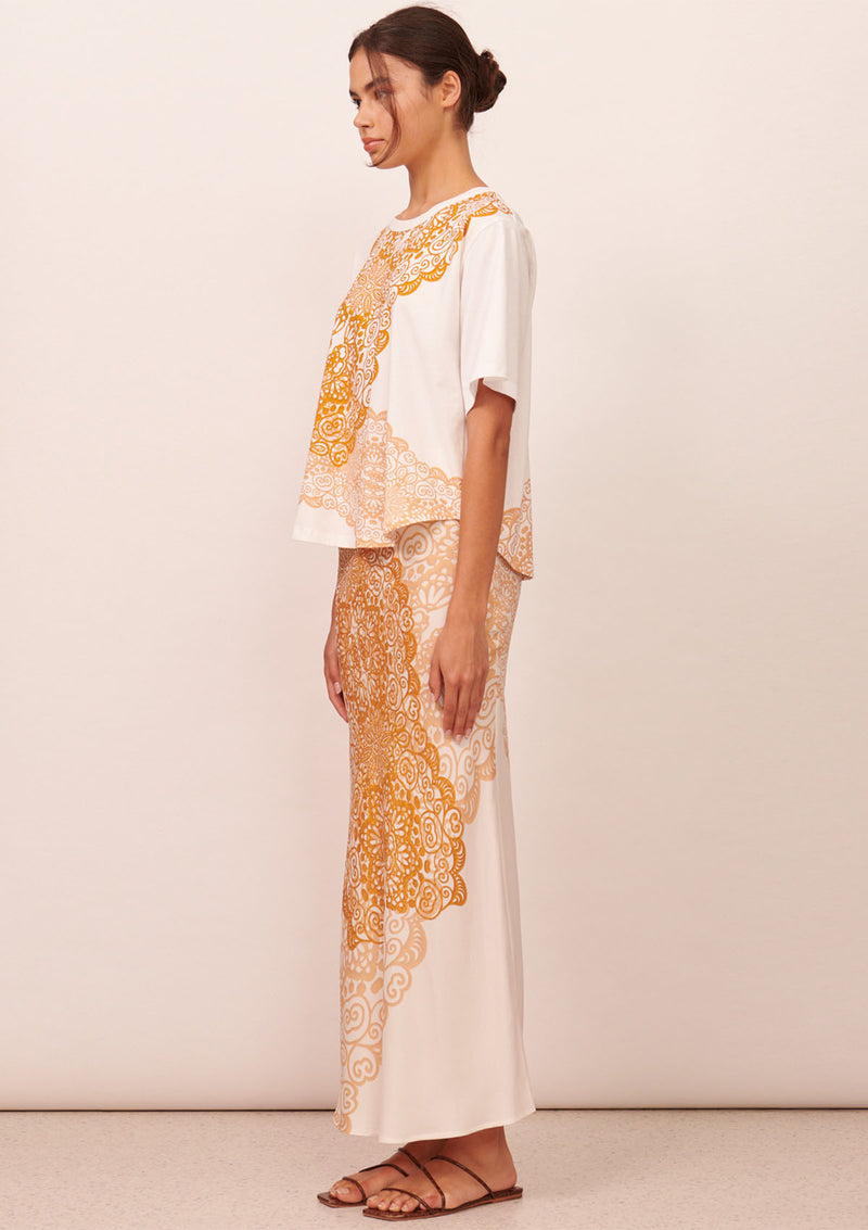 Apartment Clothing Vivienne Tee