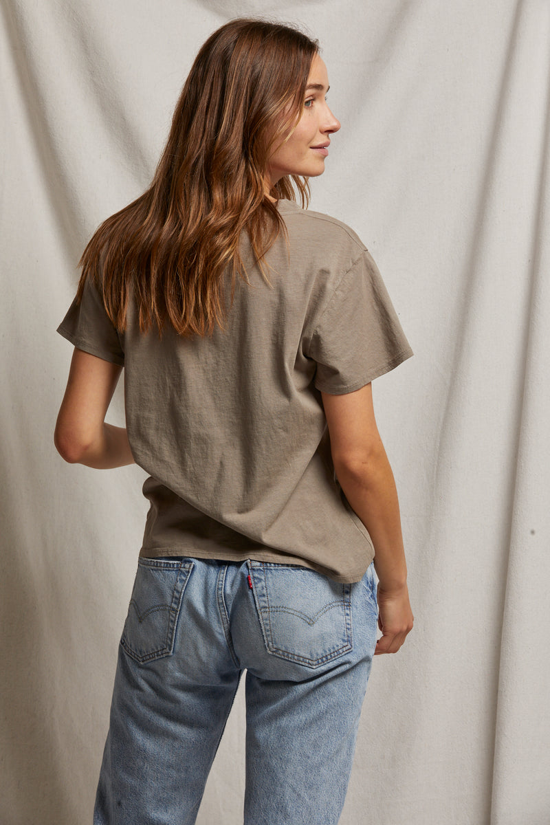 Perfect White Tee Hendrix Basic V Neck