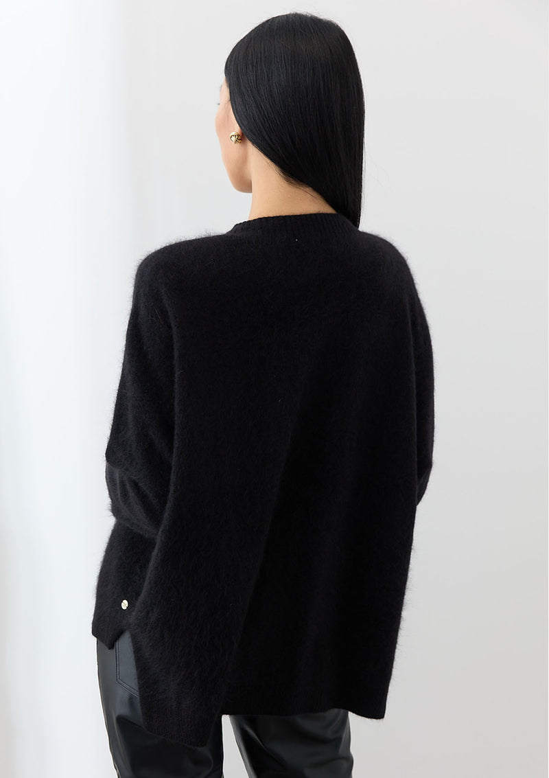 Mia Fratino Mae Cardi