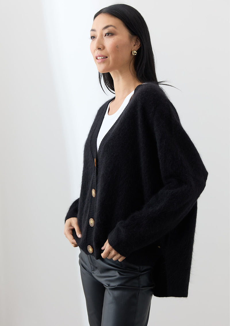 Mia Fratino Mae Cardi