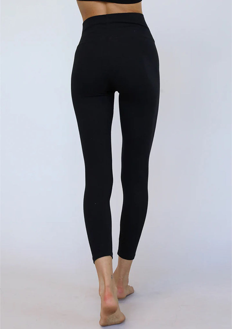 Perfect White Tee Lita Legging