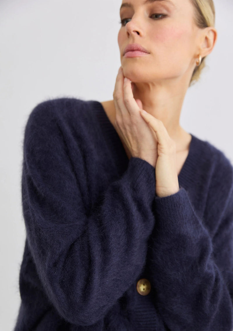 Mia Fratino Mae Cardi