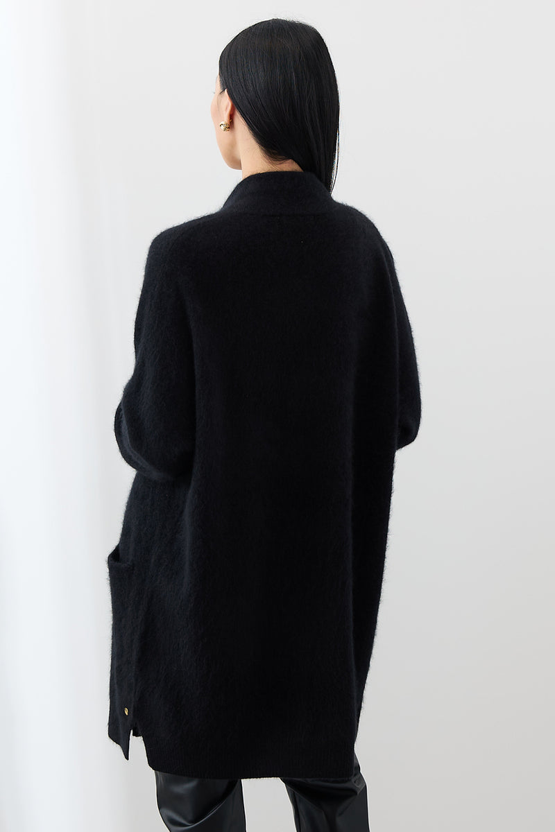 Mia Fratino Prim Cardi