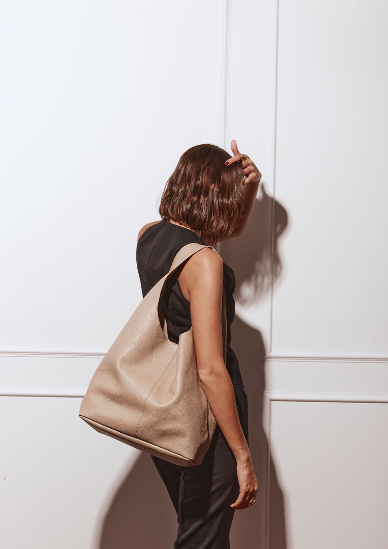 Vestirsi Scarlett Leather Hobo