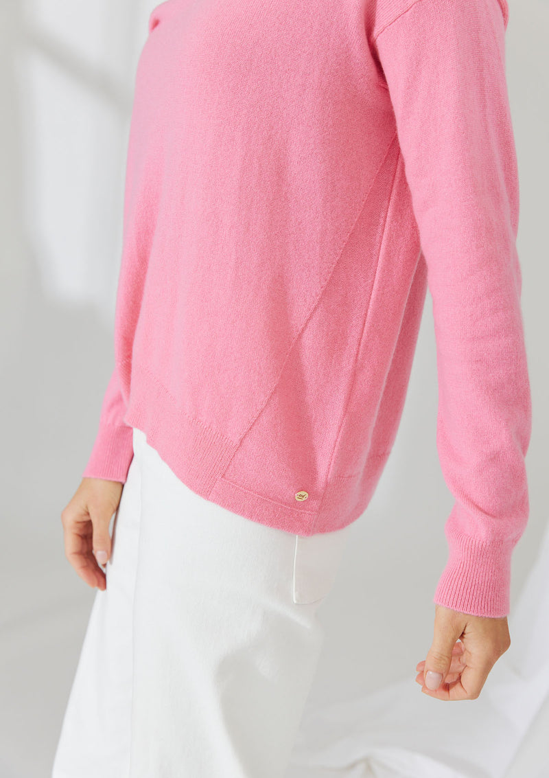 Mia Fratino Emma Crew