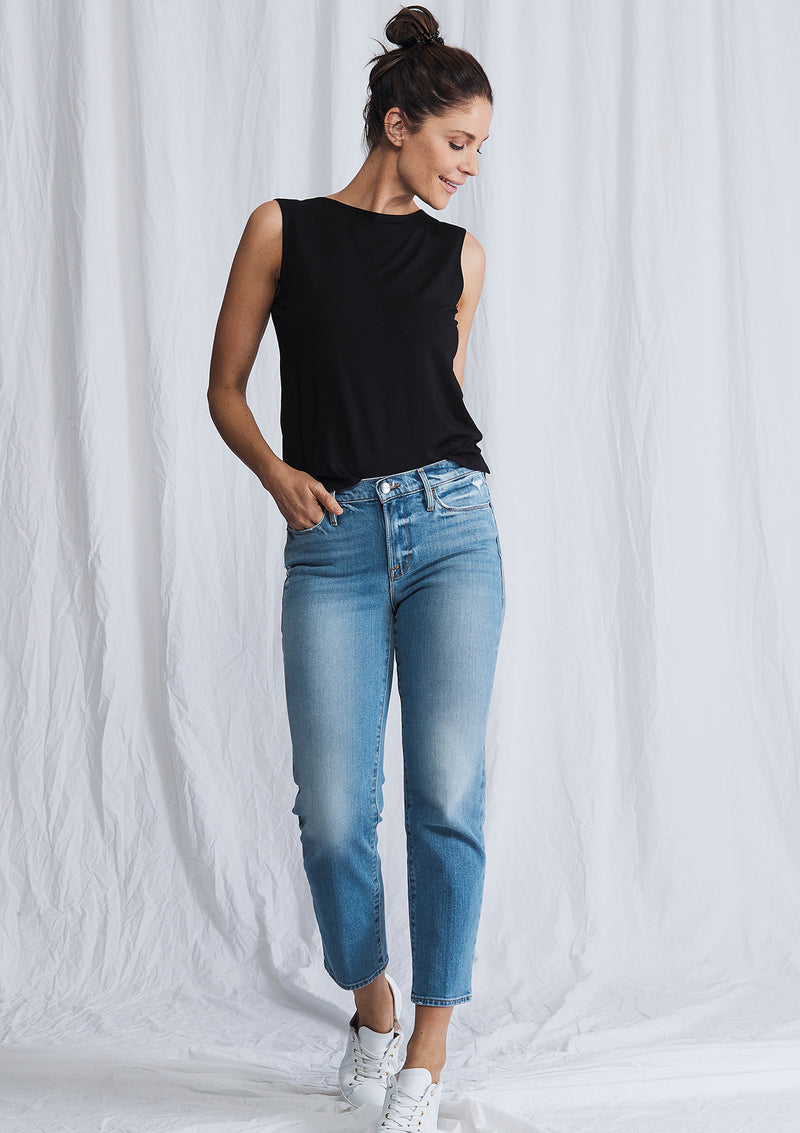 FRAME Le Nouveau Straight Jeans