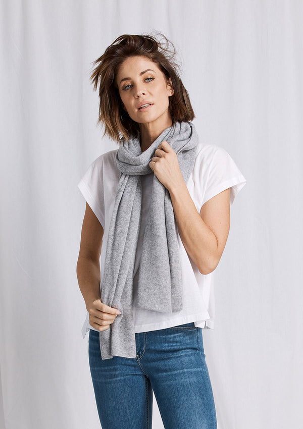 Khlassik Grey Essential Cashmere Scarf