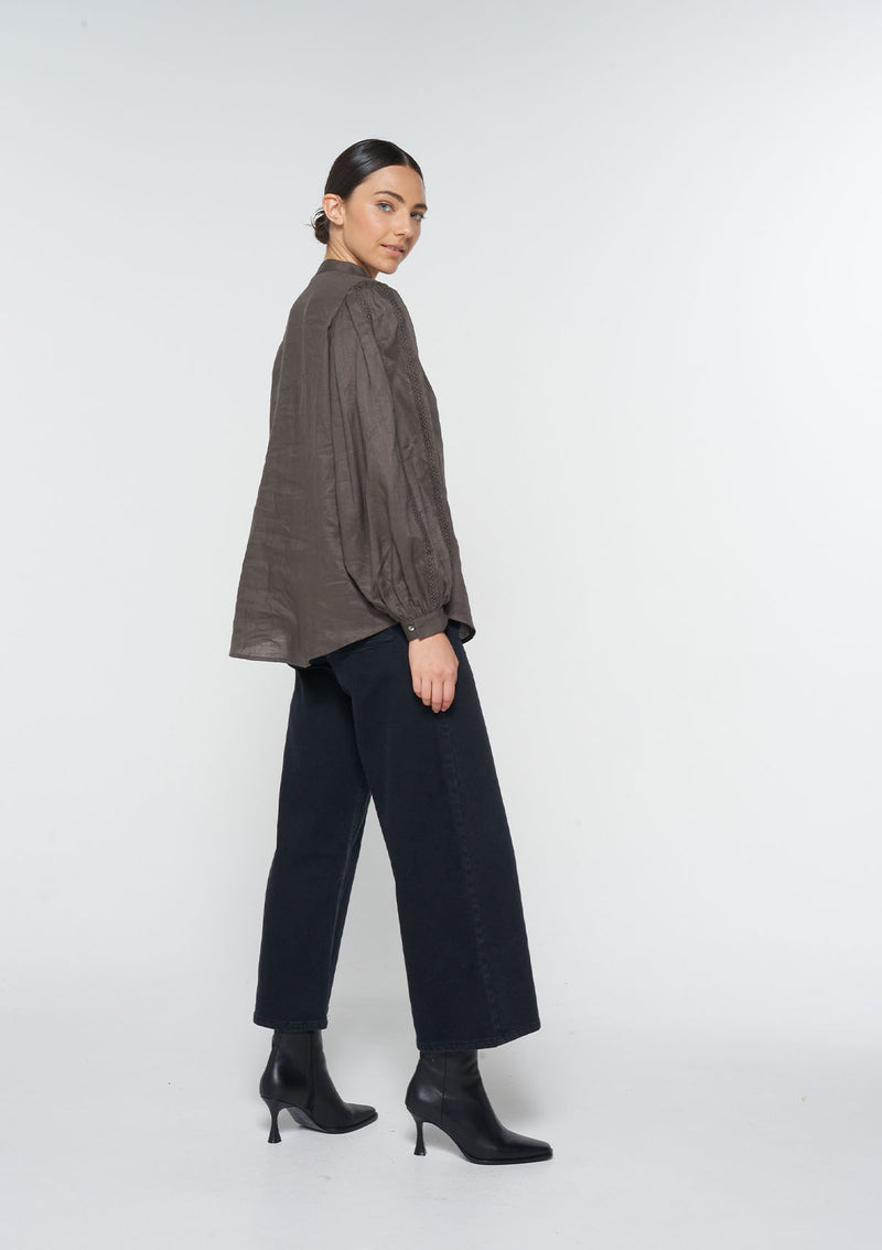 Zoe Kratzmann Facet top