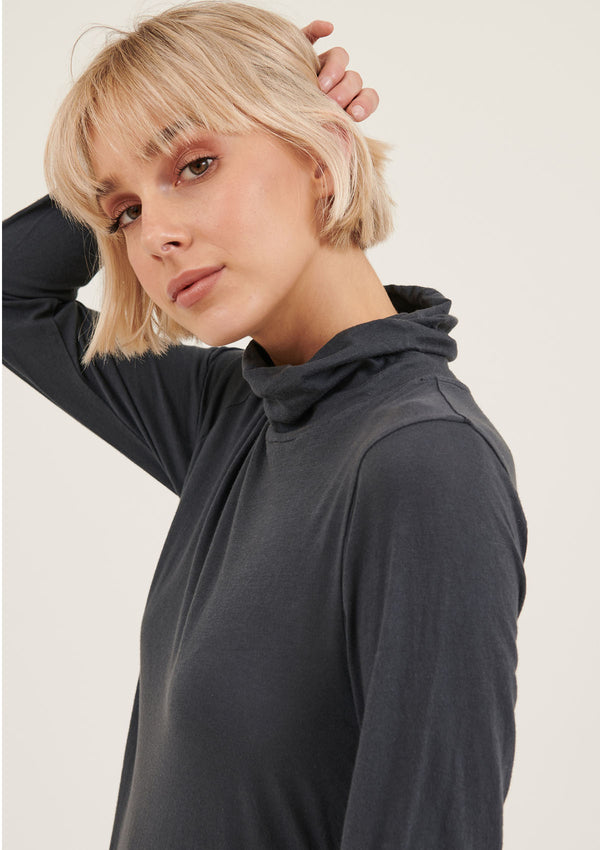 Primness Topo Skivvy Top