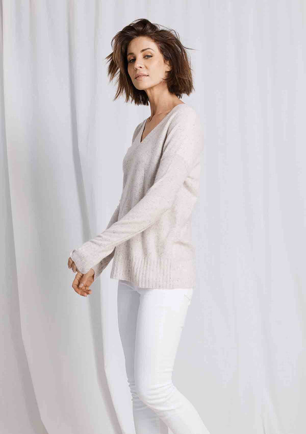 W&W Wide Hem V Neck Sweater