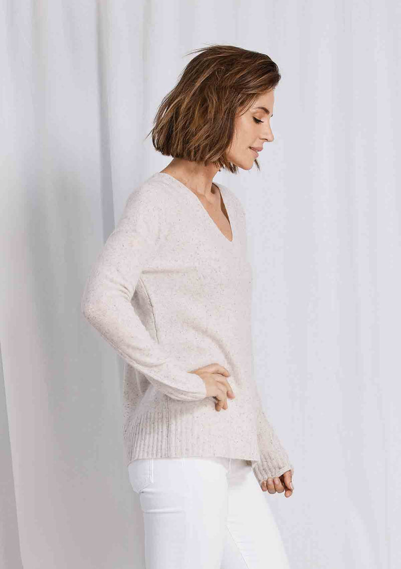 W&W Wide Hem V Neck Sweater