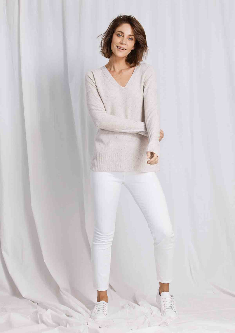 W&W Wide Hem V Neck Sweater