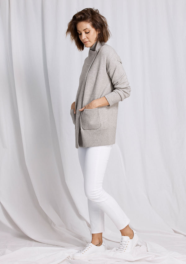 W&W Cozy Pocket Coatigan