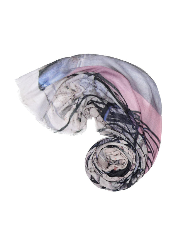 Bird & Knoll Croatia | Courtyard Rendezvouz